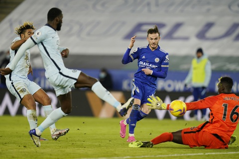 Hạ gục Chelsea, Leicester hiên ngang lên đỉnh bảng Premier League - Ảnh 2. Hạ gục Chelsea, Leicester hiên ngang lên đỉnh bảng Premier League - Ảnh 2.