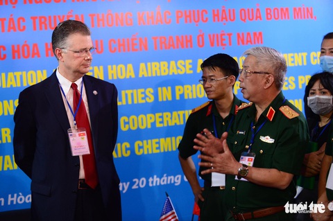Công bố quy trình làm sạch dioxin ở sân bay Biên Hòa - Ảnh 13. Công bố quy trình làm sạch dioxin ở sân bay Biên Hòa - Ảnh 13.