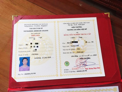 Hiệu trưởng trường cao đẳng ma lãnh 15 năm tù - Ảnh 2. Hiệu trưởng trường cao đẳng ma lãnh 15 năm tù - Ảnh 2.
