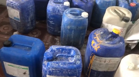 Phát hiện cơ sở dùng hóa chất ngâm thịt ốc bươu trước khi bán ra chợ và tiệm ăn - Ảnh 3. Phát hiện cơ sở dùng hóa chất ngâm thịt ốc bươu trước khi bán ra chợ và tiệm ăn - Ảnh 3.