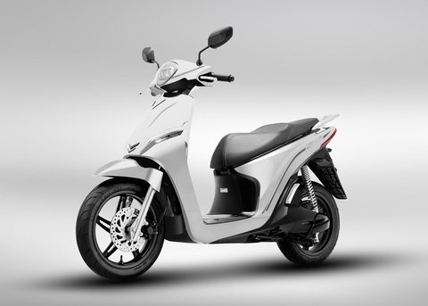 VinFast ra mắt hai xe máy điện mới ngay dịp Tết Tân Sửu - Ảnh 2. VinFast ra mắt hai xe máy điện mới ngay dịp Tết Tân Sửu - Ảnh 2.