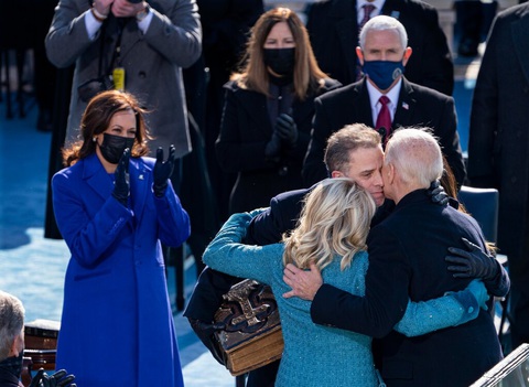Toàn cảnh lễ nhậm chức của Tổng thống Mỹ Joe Biden qua ảnh - Ảnh 11. Toàn cảnh lễ nhậm chức của Tổng thống Mỹ Joe Biden qua ảnh - Ảnh 11.