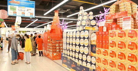 Tha hồ sắm tết, Lotte Mart ‘đồng hành cùng bạn, nhẹ gánh chi tiêu’ - Ảnh 1. Tha hồ sắm tết, Lotte Mart ‘đồng hành cùng bạn, nhẹ gánh chi tiêu’ - Ảnh 1.