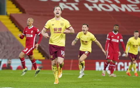 Sốc: Liverpool thua Burnley tại Anfield, đứt chuỗi 68 trận bất bại trên sân nhà - Ảnh 3. Sốc: Liverpool thua Burnley tại Anfield, đứt chuỗi 68 trận bất bại trên sân nhà - Ảnh 3.