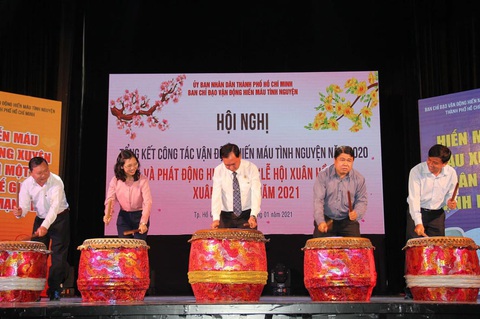 ‘Nhiều người hiến máu hàng chục lần, trong nhiều năm liên tục’ - Ảnh 4. ‘Nhiều người hiến máu hàng chục lần, trong nhiều năm liên tục’ - Ảnh 4.