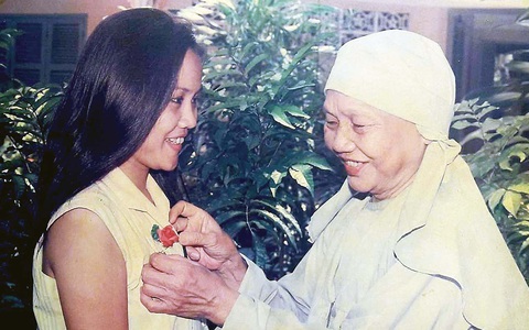 Ái Như và nước mắt người mẹ - Ảnh 4. Ái Như và nước mắt người mẹ - Ảnh 4.