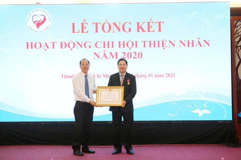 Chủ tịch CityLand vinh dự đón nhận huân chương Lao động hạng 3 - Ảnh 1. Chủ tịch CityLand vinh dự đón nhận huân chương Lao động hạng 3 - Ảnh 1.