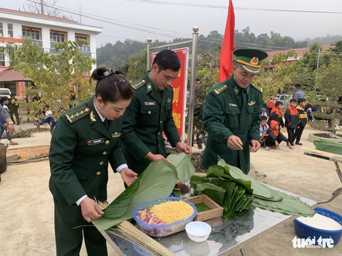Lo tết cho đồng bào miền biên giới - Ảnh 2. Lo tết cho đồng bào miền biên giới - Ảnh 2.