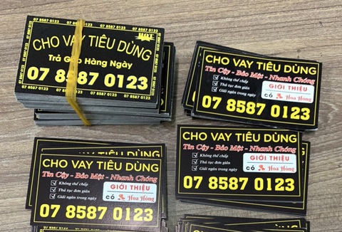Lượn lờ khu công nghiệp cho vay tiêu dùng lãi suất... 300%/năm - Ảnh 2. Lượn lờ khu công nghiệp cho vay tiêu dùng lãi suất... 300%/năm - Ảnh 2.