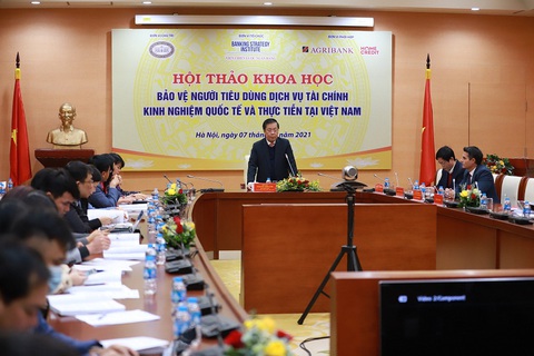Agribank hiến kế giải pháp bảo vệ người tiêu dùng dịch vụ tài chính - Ảnh 1. Agribank hiến kế giải pháp bảo vệ người tiêu dùng dịch vụ tài chính - Ảnh 1.