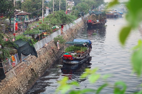Tin sáng 24-5: Khoai lang, chuối, mít… tràn ra vỉa hè giá rẻ; 100 ngày tập trung tiêu thụ vải thiều - Ảnh 2. Tin sáng 24-5: Khoai lang, chuối, mít… tràn ra vỉa hè giá rẻ; 100 ngày tập trung tiêu thụ vải thiều - Ảnh 2.