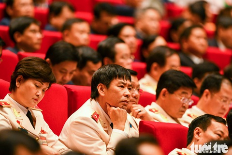 Chùm ảnh lãnh đạo Đảng, Nhà nước và các đại biểu tại phiên khai mạc Đại hội Đảng XIII - Ảnh 6. Chùm ảnh lãnh đạo Đảng, Nhà nước và các đại biểu tại phiên khai mạc Đại hội Đảng XIII - Ảnh 6.