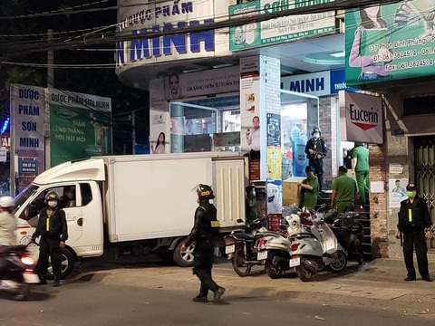 Vụ kiểm tra nhà thuốc lớn nhất Đồng Nai: Khởi tố vụ án điều tra hành vi trốn thuế - Ảnh 2. Vụ kiểm tra nhà thuốc lớn nhất Đồng Nai: Khởi tố vụ án điều tra hành vi trốn thuế - Ảnh 2.