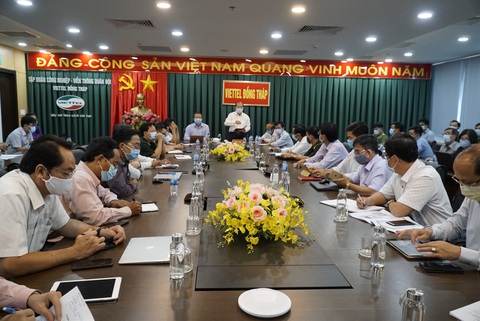 Đồng Tháp họp khẩn tình huống COVID-19 thập diện mai phục - Ảnh 1. Đồng Tháp họp khẩn tình huống COVID-19 thập diện mai phục - Ảnh 1.