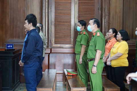 Đề nghị tử hình 6 bị cáo trong đường dây mua bán gần 1 tạ ma túy của bà trùm Oanh Hà - Ảnh 1. Đề nghị tử hình 6 bị cáo trong đường dây mua bán gần 1 tạ ma túy của bà trùm Oanh Hà - Ảnh 1.