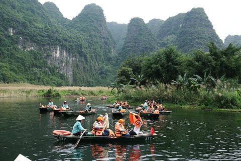 Giá vé máy bay cao, tour tết chốt sớm - Ảnh 1. Giá vé máy bay cao, tour tết chốt sớm - Ảnh 1.