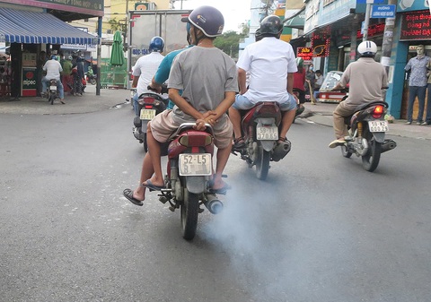 Kiểm soát khí thải xe máy ở TP.HCM: Làm ở trung tâm rồi mở rộng dần - Ảnh 1. Kiểm soát khí thải xe máy ở TP.HCM: Làm ở trung tâm rồi mở rộng dần - Ảnh 1.