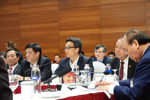 Chính phủ họp khẩn: Khoảng 8 ngày nữa chặn được dịch - Ảnh 10. Chính phủ họp khẩn: Khoảng 8 ngày nữa chặn được dịch - Ảnh 10.