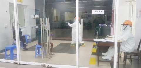 12 ca nhiễm COVID-19 đang điều trị tại Quảng Ninh đều ổn định - Ảnh 1. 12 ca nhiễm COVID-19 đang điều trị tại Quảng Ninh đều ổn định - Ảnh 1.