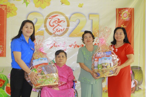 Ăn tết vui thì vui, chứ sao vui bằng mình ở cạnh gia đình - Ảnh 8. Ăn tết vui thì vui, chứ sao vui bằng mình ở cạnh gia đình - Ảnh 8.