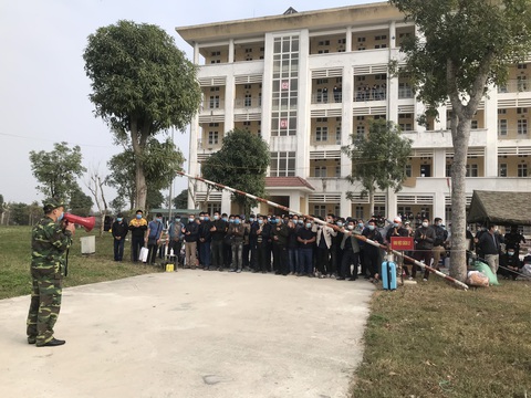 Thanh Hóa cách ly khẩn cấp các F1, F2, tổ chức thi đấu bóng đá không có khán giả - Ảnh 1. Thanh Hóa cách ly khẩn cấp các F1, F2, tổ chức thi đấu bóng đá không có khán giả - Ảnh 1.