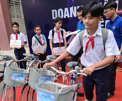 Học sinh, sinh viên Bình Dương nghỉ học từ ngày 1-2 - Ảnh 1. Học sinh, sinh viên Bình Dương nghỉ học từ ngày 1-2 - Ảnh 1.