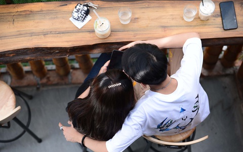 Dặn con biết yêu mình - Ảnh 1. Dặn con biết yêu mình - Ảnh 1.