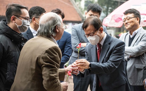 Người lưu giữ ký ức tuổi thơ qua những con tò he - Ảnh 4. Người lưu giữ ký ức tuổi thơ qua những con tò he - Ảnh 4.
