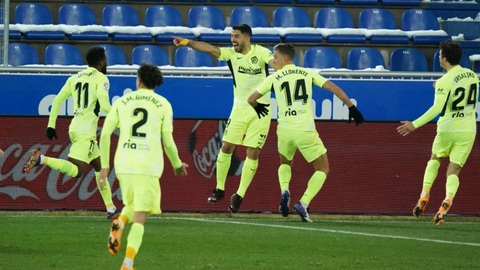 La Liga: Messi trở lại giúp Barca thắng tối thiểu, Atletico Madrid lấy lại ngôi đầu - Ảnh 4. La Liga: Messi trở lại giúp Barca thắng tối thiểu, Atletico Madrid lấy lại ngôi đầu - Ảnh 4.