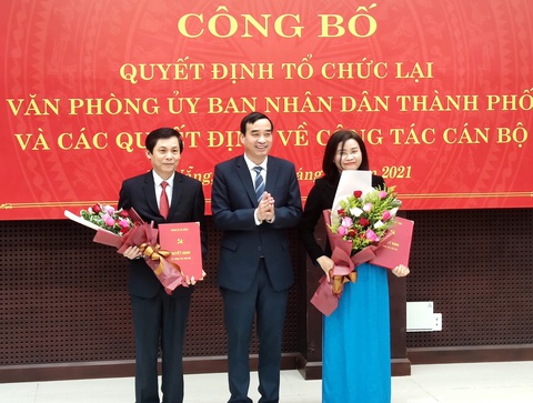 Sau hơn 1 năm nhập vào, Văn phòng UBND TP Đà Nẵng lại tách ra - Ảnh 1. Sau hơn 1 năm nhập vào, Văn phòng UBND TP Đà Nẵng lại tách ra - Ảnh 1.