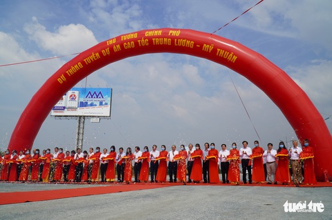 Cao tốc Trung Lương - Mỹ Thuận phải là tuyến cao tốc kiểu mẫu tiêu chuẩn quốc tế - Ảnh 2. Cao tốc Trung Lương - Mỹ Thuận phải là tuyến cao tốc kiểu mẫu tiêu chuẩn quốc tế - Ảnh 2.