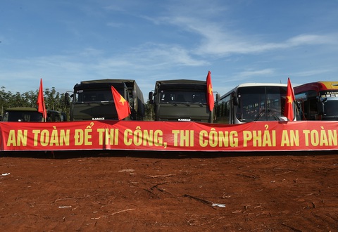 Thủ tướng bấm nút khởi công xây dựng sân bay Long Thành - Ảnh 4. Thủ tướng bấm nút khởi công xây dựng sân bay Long Thành - Ảnh 4.