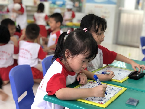 Học sinh TP.HCM nghỉ Tết Nguyên đán 9 ngày - Ảnh 1. Học sinh TP.HCM nghỉ Tết Nguyên đán 9 ngày - Ảnh 1.