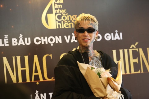 Giải Cống hiến 2021: Tùng Dương và Rap Việt thắng lớn - Ảnh 4. Giải Cống hiến 2021: Tùng Dương và Rap Việt thắng lớn - Ảnh 4.