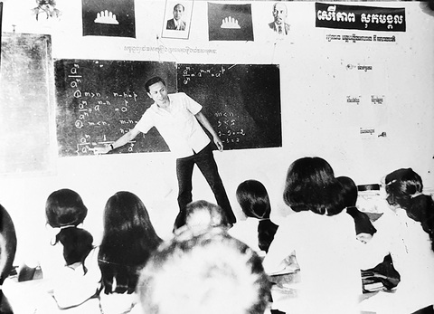 Hết lòng vì nước bạn Campuchia - Ảnh 2. Hết lòng vì nước bạn Campuchia - Ảnh 2.