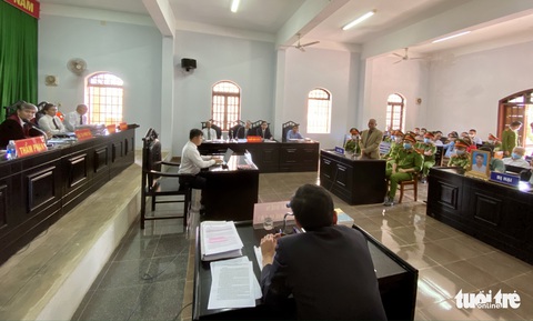 Đề nghị tử hình nguyên bí thư xã giết người đốt xác - Ảnh 2. Đề nghị tử hình nguyên bí thư xã giết người đốt xác - Ảnh 2.