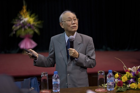 Nhà thiên văn học Nguyễn Quang Riệu qua đời vì COVID-19 - Ảnh 1. Nhà thiên văn học Nguyễn Quang Riệu qua đời vì COVID-19 - Ảnh 1.