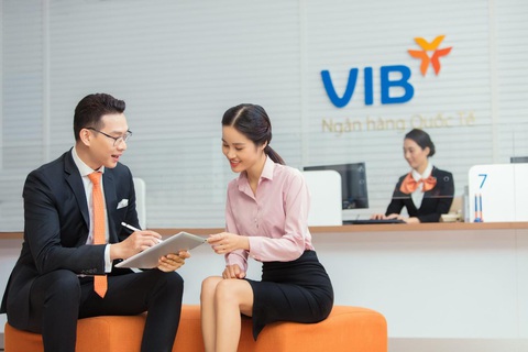 Ngân hàng thu hút nhân tài bằng công nghệ - Ảnh 2. Ngân hàng thu hút nhân tài bằng công nghệ - Ảnh 2.