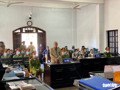 Cựu bí thư xã giết người đốt xác bất ngờ khai có người làm chứng - Ảnh 2. Cựu bí thư xã giết người đốt xác bất ngờ khai có người làm chứng - Ảnh 2.