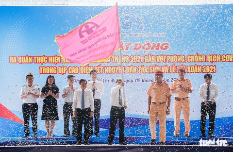 TP.HCM nỗ lực giảm tai nạn giao thông từ 5-10% so với năm 2020 - Ảnh 1. TP.HCM nỗ lực giảm tai nạn giao thông từ 5-10% so với năm 2020 - Ảnh 1.