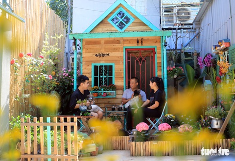 Khu vườn mini giữa lòng Sài Gòn - Ảnh 2. Khu vườn mini giữa lòng Sài Gòn - Ảnh 2.