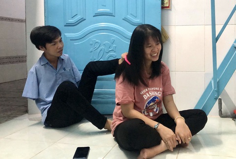 Chuyện tình những đôi đũa lệch - Kỳ 6: Thương chàng chim cánh cụt - Ảnh 1. Chuyện tình những đôi đũa lệch - Kỳ 6: Thương chàng chim cánh cụt - Ảnh 1.