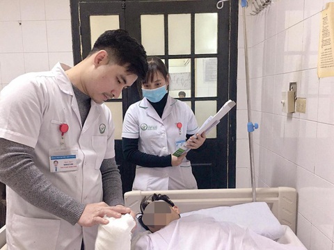 3 ca nhập viện do tự chế pháo nổ - Ảnh 1. 3 ca nhập viện do tự chế pháo nổ - Ảnh 1.