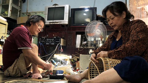 Chuyện tình những đôi đũa lệch - Kỳ cuối: Tui thương Thu lâu lắm rồi! - Ảnh 2. Chuyện tình những đôi đũa lệch - Kỳ cuối: Tui thương Thu lâu lắm rồi! - Ảnh 2.