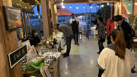 Hội An mở chợ tết xưa mua bán bằng... tiền xu - Ảnh 2. Hội An mở chợ tết xưa mua bán bằng... tiền xu - Ảnh 2.