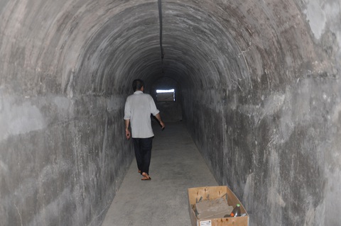 Sóng lớn khiến 2 công nhân bị kẹt ở hải đăng Hòn Hải, 2 người khác bị cuốn mất tích - Ảnh 5. Sóng lớn khiến 2 công nhân bị kẹt ở hải đăng Hòn Hải, 2 người khác bị cuốn mất tích - Ảnh 5.
