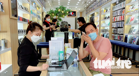 Tiệm điện thoại, máy tính kín lịch, kín đơn sửa chữa - Ảnh 1. Tiệm điện thoại, máy tính kín lịch, kín đơn sửa chữa - Ảnh 1.