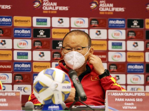 Ông Park: Đánh giá về chiến thuật của tôi không phải là việc của CLB Hà Nội - Ảnh 1. Ông Park: Đánh giá về chiến thuật của tôi không phải là việc của CLB Hà Nội - Ảnh 1.
