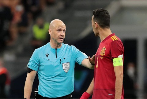 Trọng tài chính giải thích thế nào về bàn thắng tranh cãi của Mbappe? - Ảnh 1. Trọng tài chính giải thích thế nào về bàn thắng tranh cãi của Mbappe? - Ảnh 1.