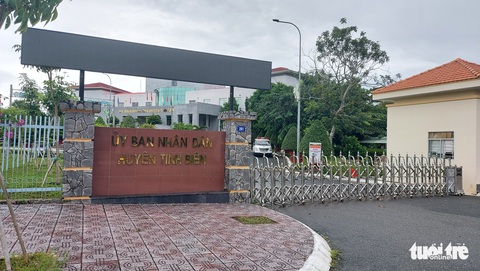 Kỷ luật phó chủ tịch huyện Tịnh Biên vì để cấp dưới ăn nhậu lúc giãn cách - Ảnh 1. Kỷ luật phó chủ tịch huyện Tịnh Biên vì để cấp dưới ăn nhậu lúc giãn cách - Ảnh 1.